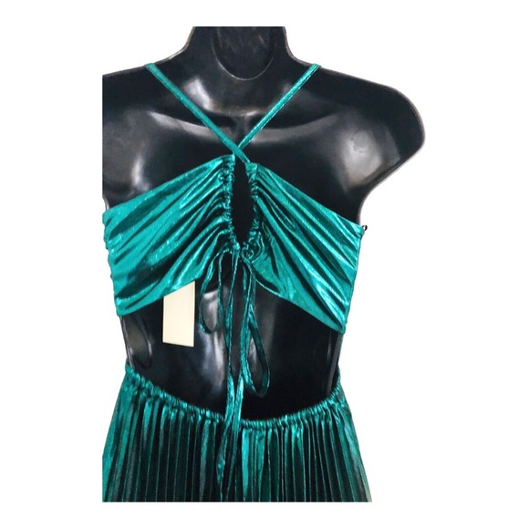 Beautiful emerald green lurex look open lace up back pleated maxi dress size S - Picture 12 of 17